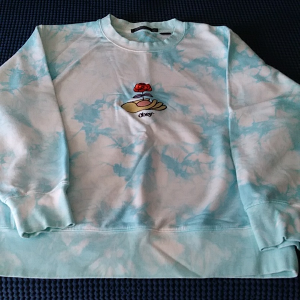 (NWOT)Obey Tie-Dye Blue sweater small
